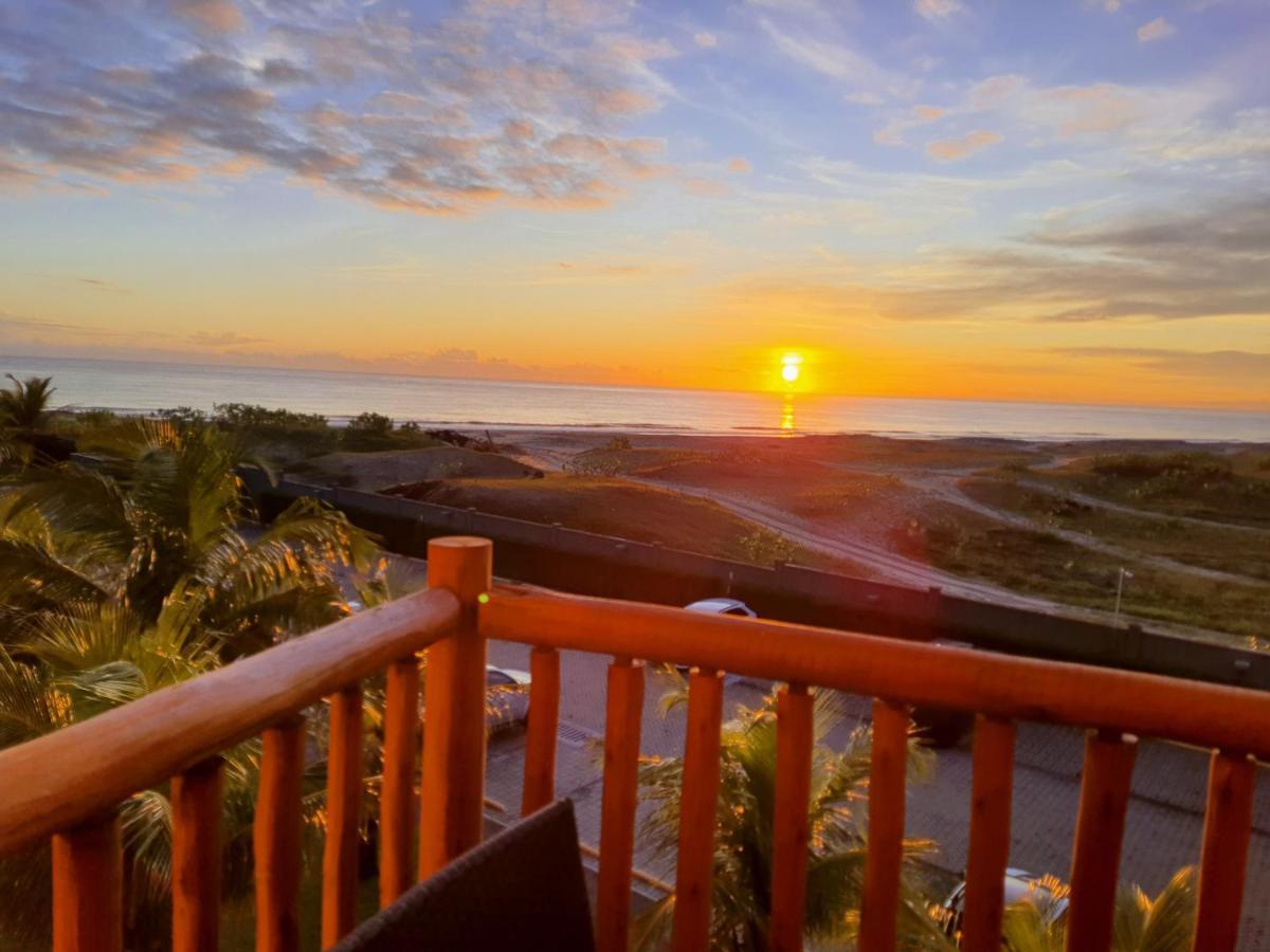 Paraiso Frente Mar!! 04 Pessoas-Pe Na Areia Vg Sun Cumbuco-Hidro, Sauna, Academia, Piscina,Cozinha Completa, Wifi, Parquinho Infantil المظهر الخارجي الصورة